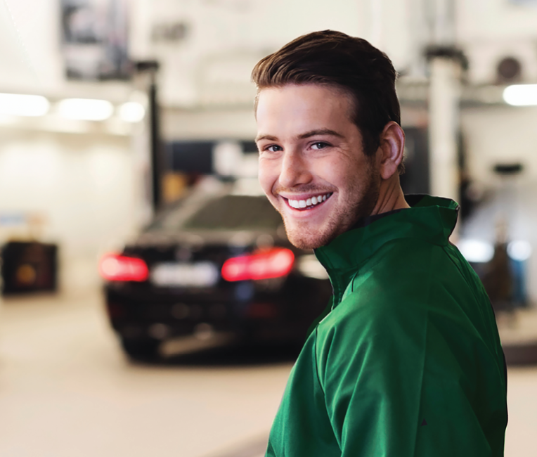 As a pivotal Castrol distributor, Cadence offers clients comprehensive access to Castrol's elite consumer and industrial products.