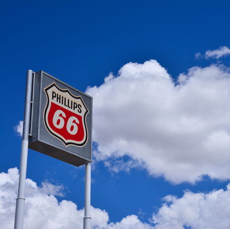 <span class="primary-color">Phillips 66</span>